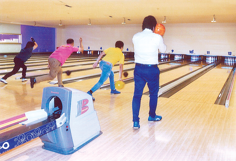 บรรยากาศภายในงานแข่งขันโบว์ลิ่งการกุศล ท่ามกลางความสนุกสนาน อบอุ่นและเป็นกันเอง