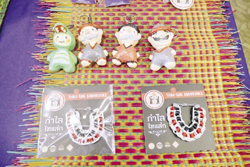 ชิ้นงานสร้างสรรค์ง่ายๆ