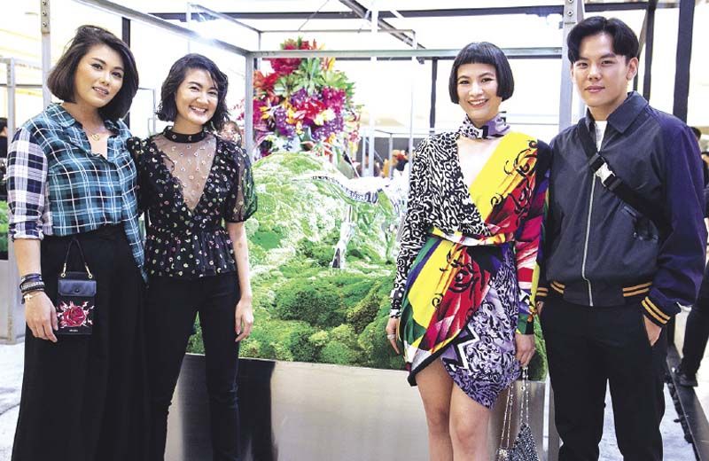 พลอย ปิ่นแสง, คิม วิสุทธารมณ์, จุฬาลักษณ์ ปิยะสมบัติกุล และ อธิวัฒน์ ตู้ทองคํา