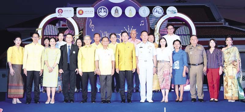 คณะผู้จัดงานชวนทุกท่านร่วมสัมผัสมนต์เสน่ห์แห่งวัฒนธรรมและอัตลักษณ์ของวิถีความเป็นไทยได้ในงาน “River Festival 2019 สายน้ำแห่งวัฒนธรรมไทย”