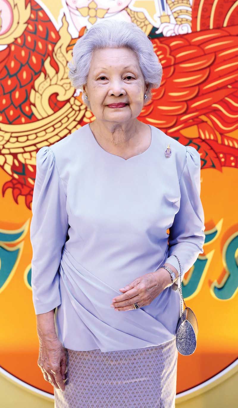 ท่านผู้หญิงสุมาลี จาติกวนิช