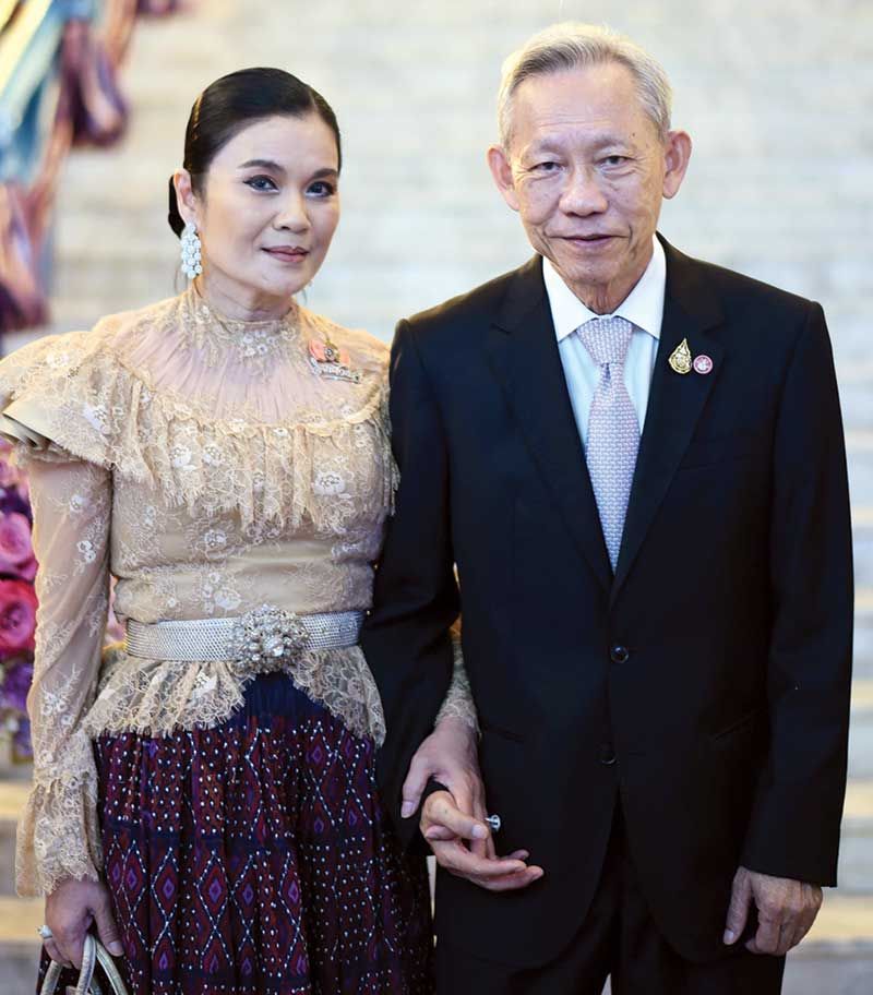 
ดร.นฎาประไพ สุจริตกุล และยศ เอื้อชูเกียรติ
