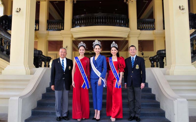 (ซ้าย) พล.ต.ท.อรรถกฤษณ์ ธารีฉัตร, นํ้ามนต์-มนชนิตว์ ช่วยบุญ, บิ๊นท์-สิรีธร ลีห์อร่ามวัฒน์, ไอติม-สุภางค์ พานทอง และ
ผศ.สุรวุธ กิจกุศล

