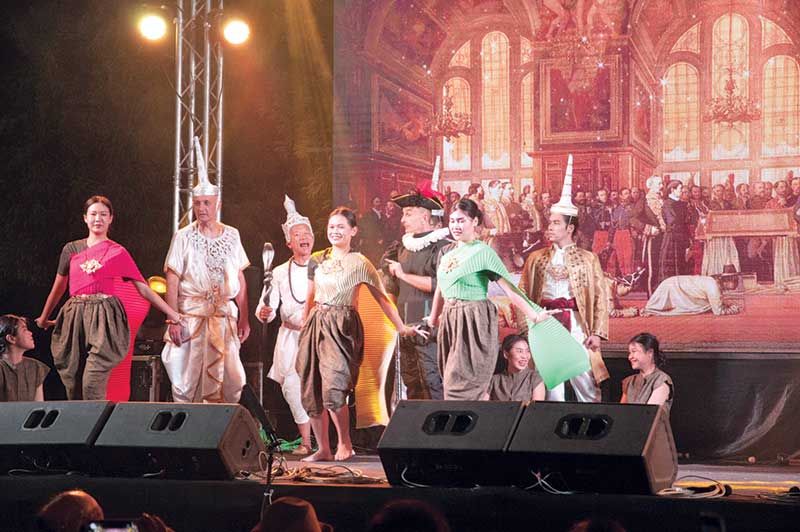 ภาพส่วนหนึ่งของการแสดงแสงสีเสียงประกอบจินตลีลา