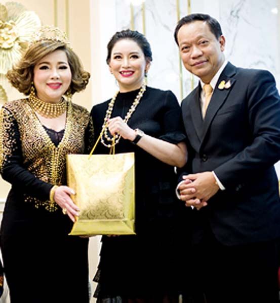 ดร.ไก่-มัทนาปวีณ์ สาระคุณมนตรี ร่วมอัพเดทเทรนด์ความงาม