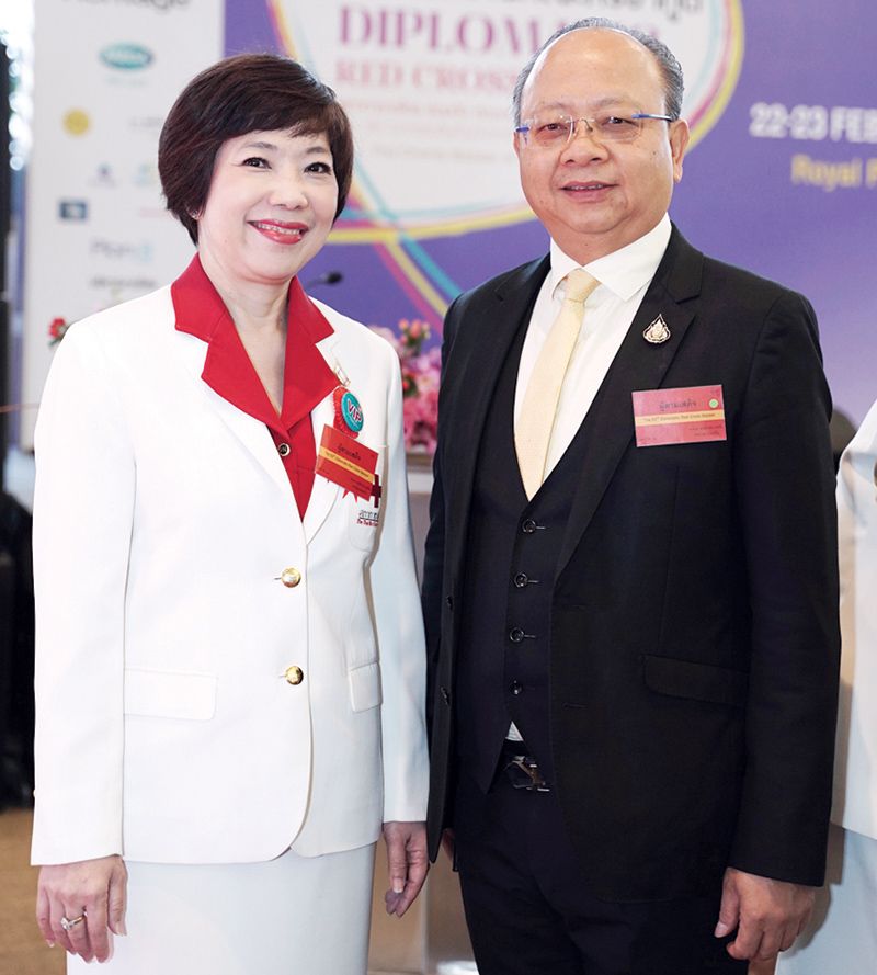 จันทร์ประภา วิชิตชลชัย และ ทาลูน เทง

