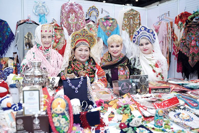 ผลิตภัณฑ์เด่นจากสถานทูตต่างๆ ที่นำมาจำหน่ายภายในงาน “ออกร้านคณะภริยาทูต ครั้งที่ 53” พร้อมกิจกรรมสอยดาว