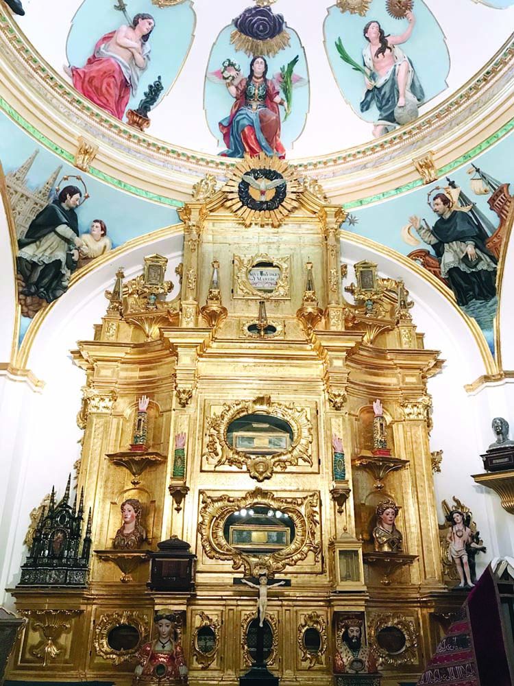 แท่นบูชา

