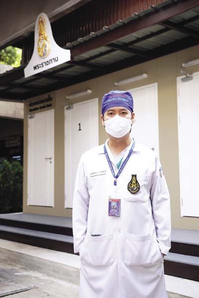 นาวาอากาศโทสุรินท์นาท เจริญจิตต์