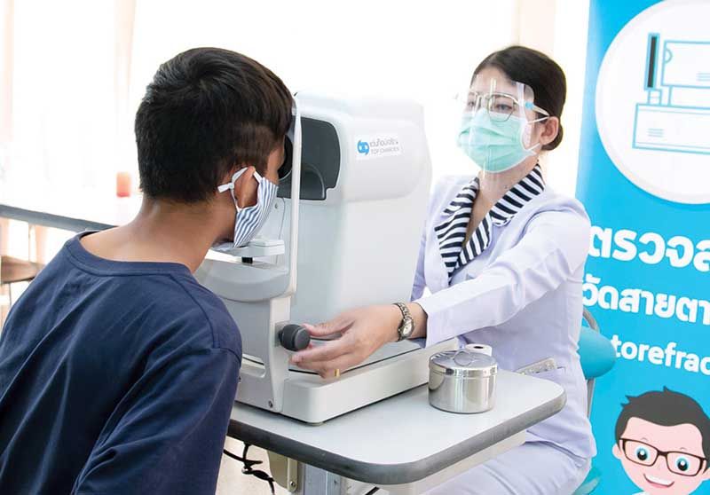 แก้ไขปัญหาด้านสายตาของน้องๆ ให้ได้รับการมองเห็นที่ชัดเจน