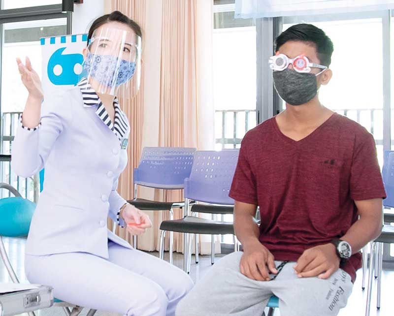 แก้ไขปัญหาด้านสายตาของน้องๆ ให้ได้รับการมองเห็นที่ชัดเจน