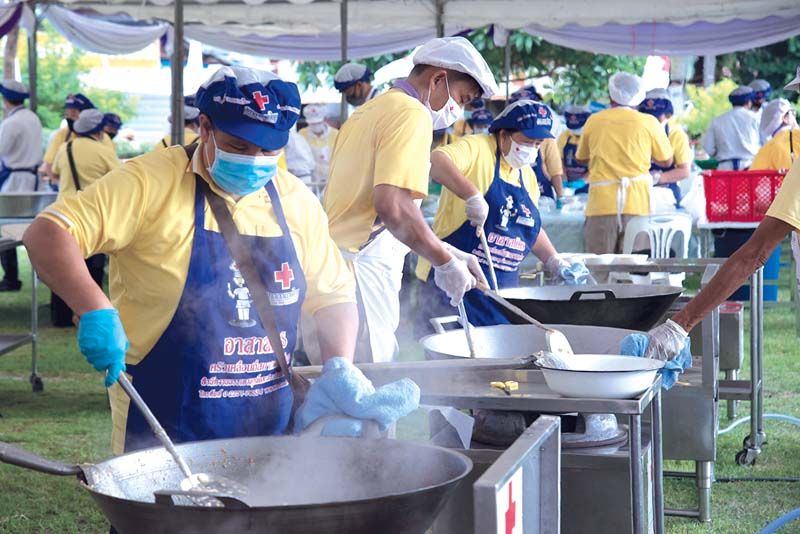 อาหารปรุงสุกจากครัวพระราชทาน อุปนายิกาผู้อำนวยการสภากาชาดไทย เน้นความสะอาด ยึดหลักสุขาภิบาลที่ได้มาตรฐาน