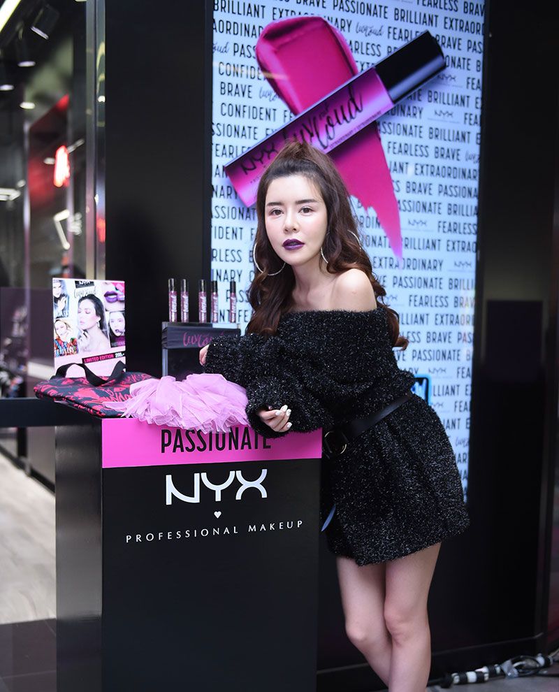 แคทตี้-รัสรินทร์ ธนะชัยวัฒนะโภคิน