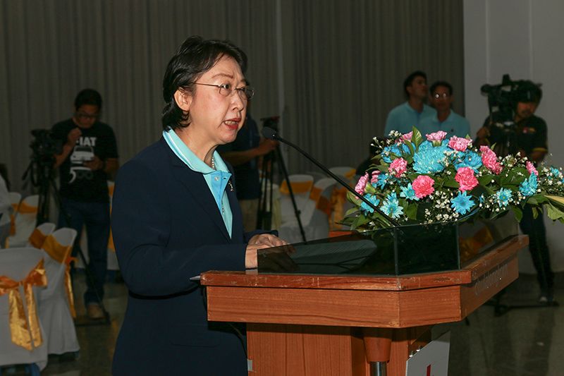 ผศ.พญ.ลลิดา ปริยกนก ผอ.ศูนย์ดวงตาสภากาชาดไทย