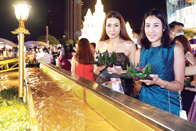 พิชรดา โสมกุล และ ดาลิศ ปิ่นเฉลียว