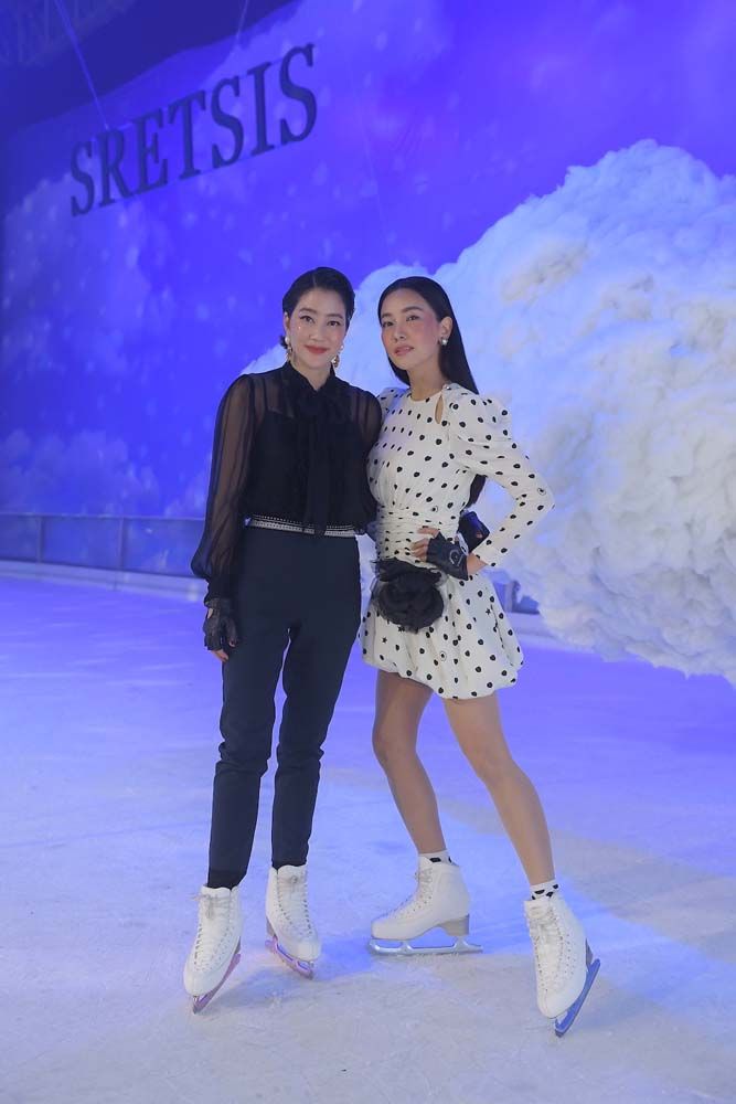 โสภิตนภา ชุ่มภาณี และ วรนุช ภิรมย์ภักดี