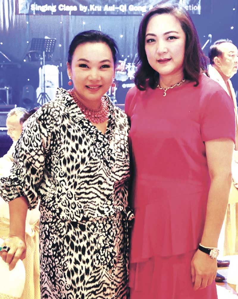 ปาณิสรา เที่ยงธรรม, ม.ล.สวรรณศิริ
ทองใหญ่