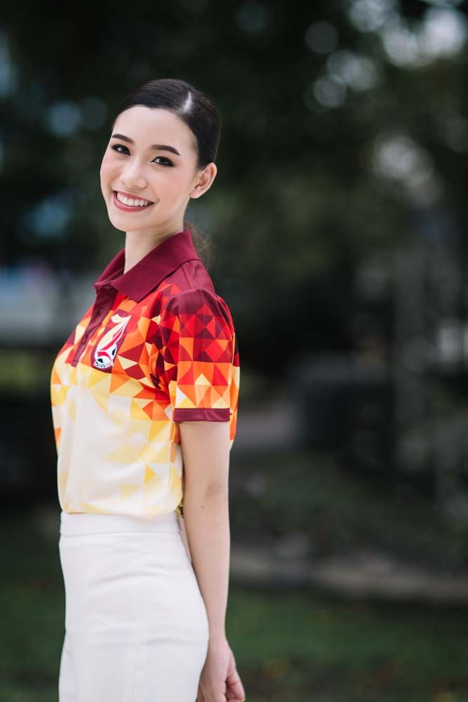 เนสท์- มัณฑิรา โลหิตศิริ คณะศิลปศาสตร์ ชั้นปีที่ 4