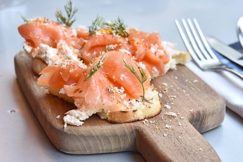 Smoked salmon bruschetta