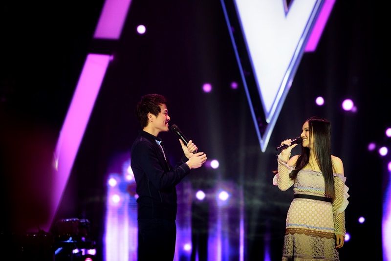 นีนี-วรบุตร กวีรุจจนะ และ  พลอย-สุภัคชญา นัตนใหม่ ทีมโค้ชดา เอนโดรฟิน