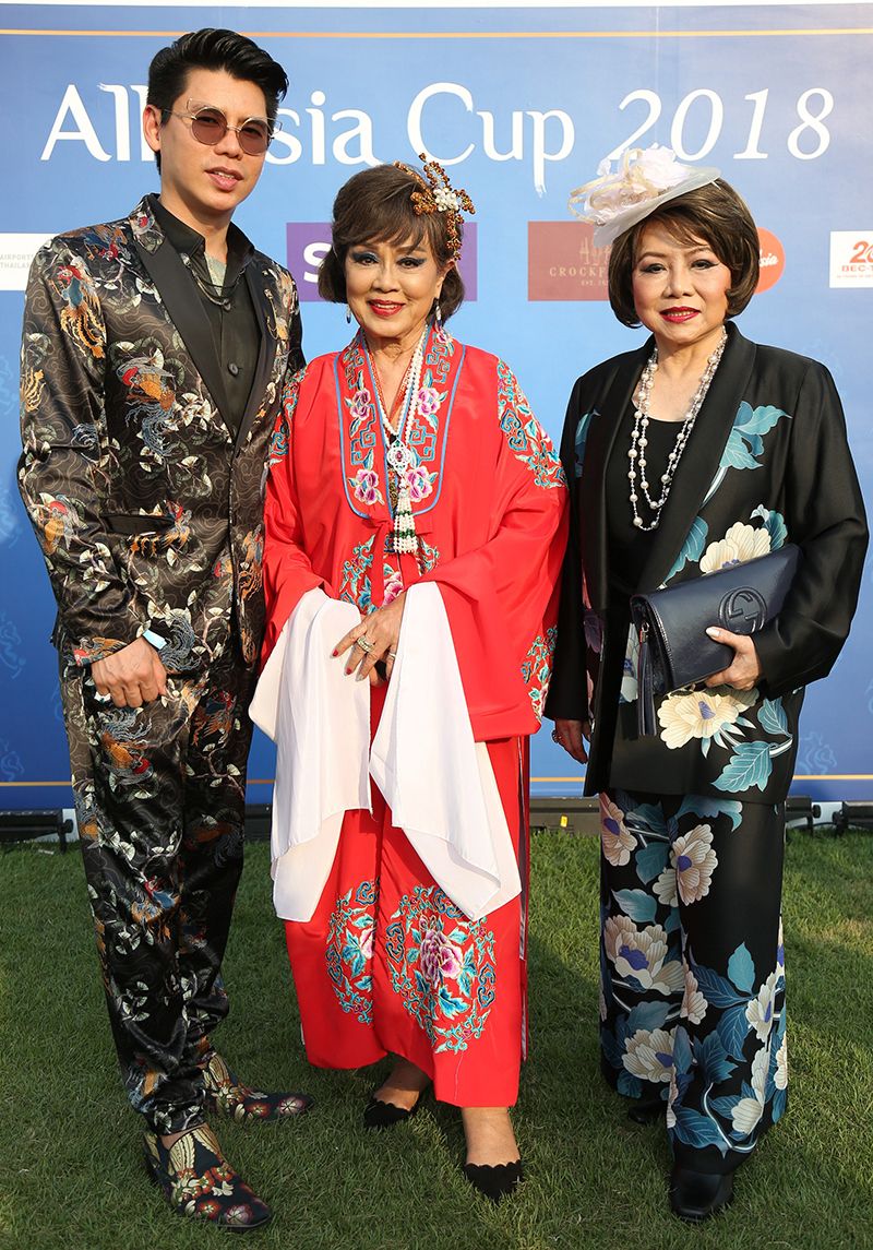 วสวัตติ์ วัฒนาศิริสมบัติ, วี มาร์, บัณพร เอี่ยมอมรพันธ์
