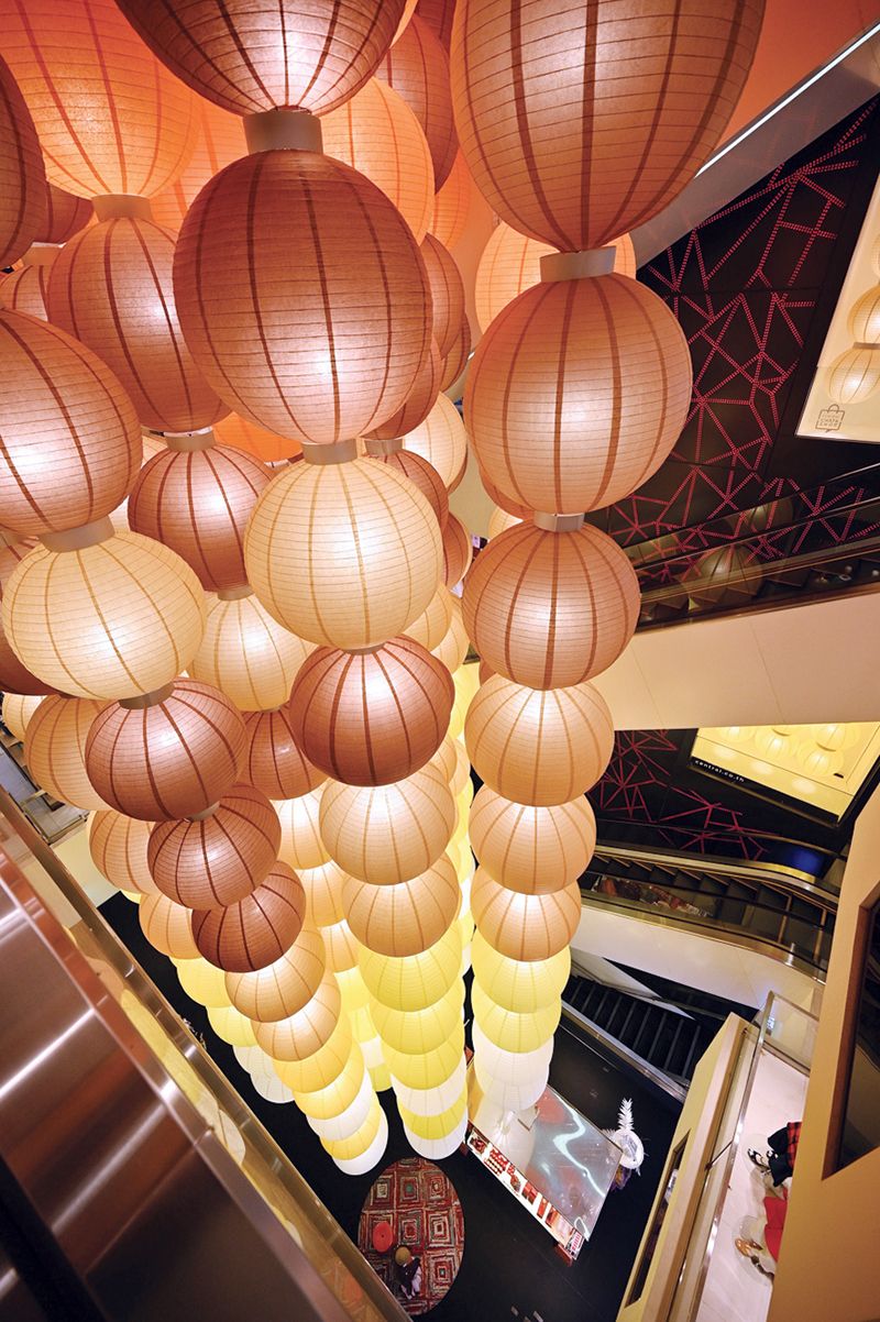 The Great Chinese Lantern โคมไฟ
นับพัน