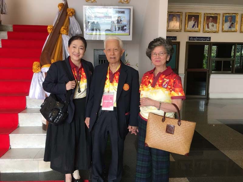 ศ.พิเศษ นรนิติ-ชนินทร เศรษฐบุตร และ ผาณิต พูนศิริวงศ์