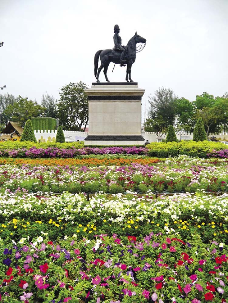 พระบรมรูปทรงม้า