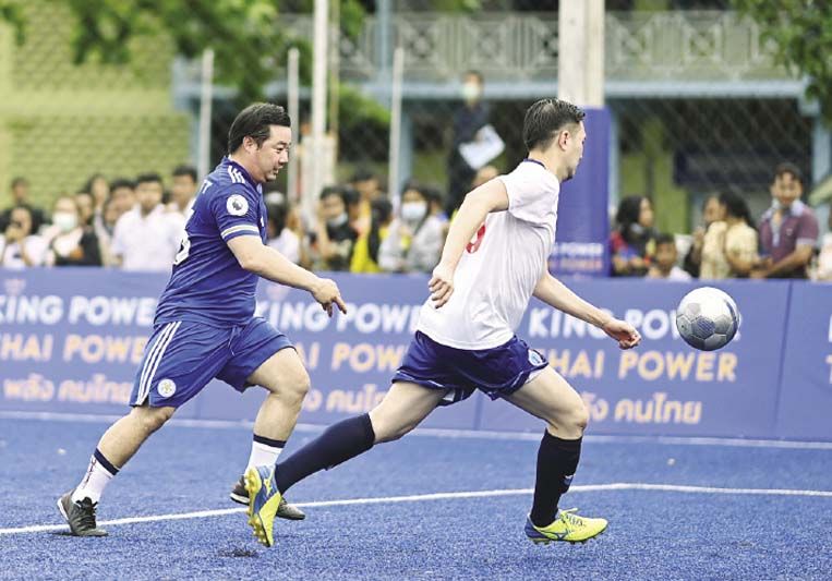 การแข่งขันฟุตบอลนัดพิเศษระหว่าง “ทีมก้าวคนละก้าว” VS “ทีม รร.วัดมังคลาราม และ คิง เพาเวอร์”