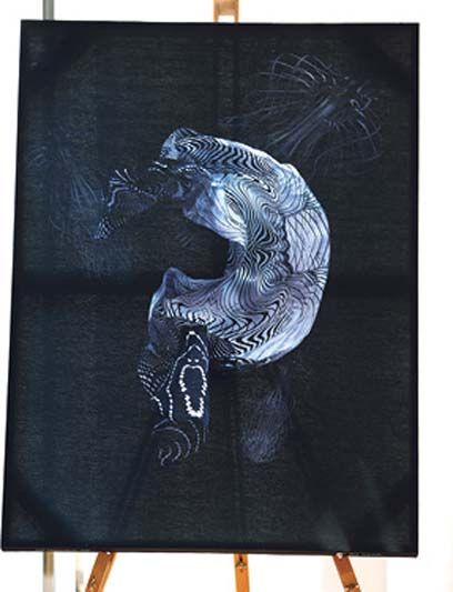 ภาพถ่ายโดย วิศรุต อังคทะวานิช นำมาถ่ายทอดเป็นคอลเลคชั่นผ้าพันคอ Aeolus Scarf

