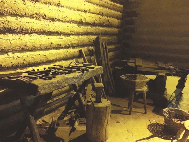 นิทรรศการชั้นใต้ดินร้านทอง Cloth Hall