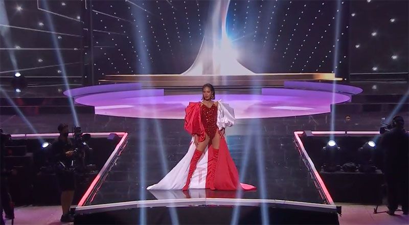 Bernadette Belle Ong  สาวงามจากสิงคโปร์