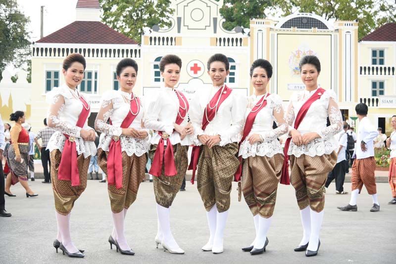 เจ้าหน้าที่สภากาชาดไทย