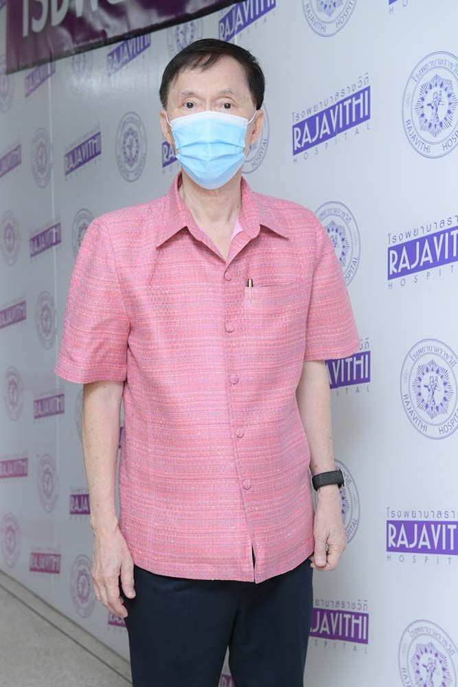 นพ.อุดม เชาวรินทร์