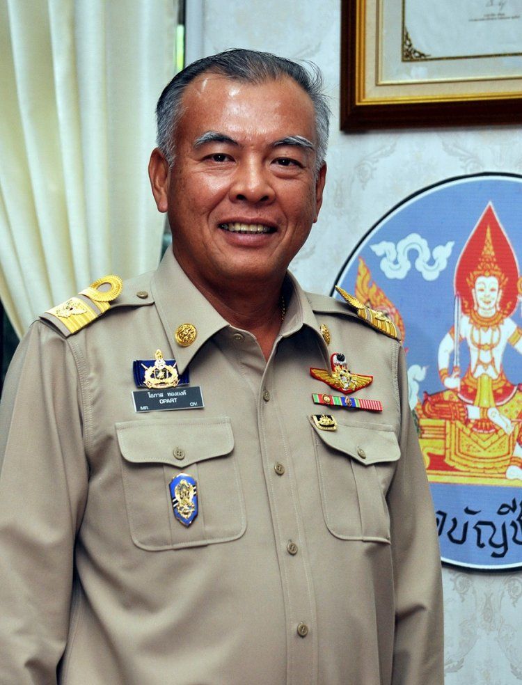 โอภาส ทองยงค์