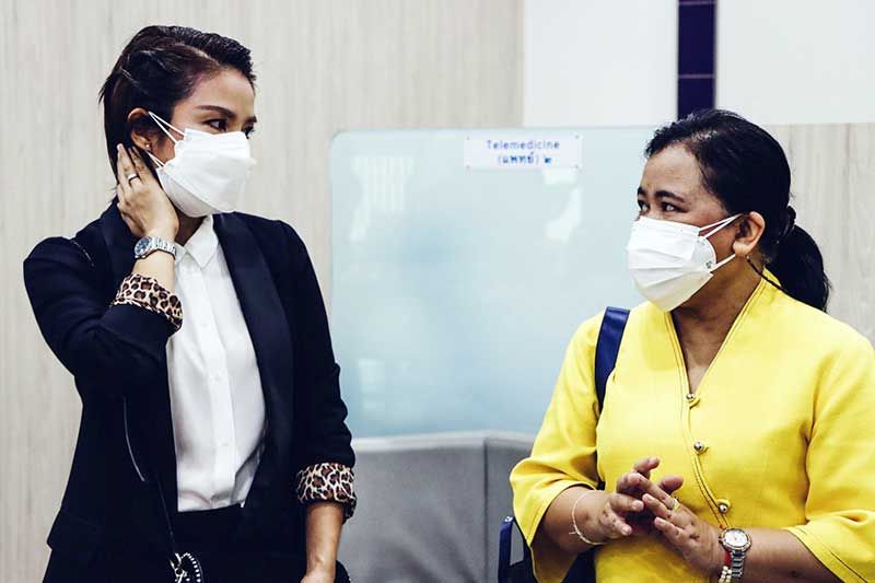 คูลเจแนน, เจ้าหน้าที่ศูนย์