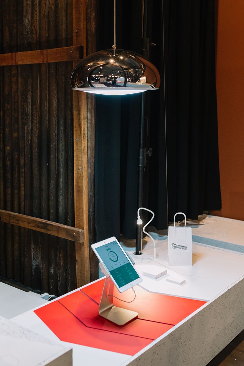 โคมไฟกรองอากาศอัจฉริยะ โดย มุย คิโนชิตะ