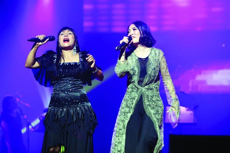 แม่เม้าท์-แหม่ม