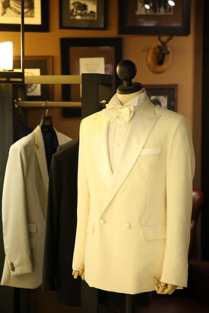 Triston แบรนด์สูทน้องใหม่