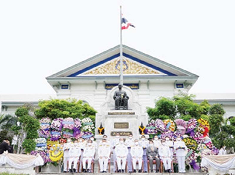 พิธีมอบรางวัลและประกาศเกียรติคุณตามโครงการนายอำเภอแหวนเพชร และโครงการปลัดอำเภอแหวนทองคำ ประจำปี พ.ศ.2564