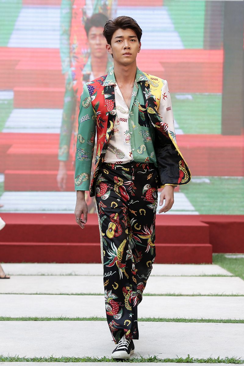 Issue presented 
by Jaguar E-Pace
