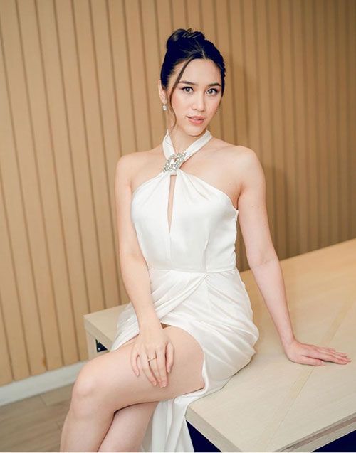 พลอย-รัญดภา

