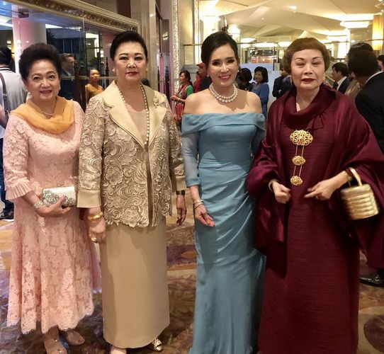 พูนสุข ประธานราษฎร์นิกร, ภัทรา ศิลาอ่อน, อาภัสรา หงสกุล,จิตรามณฑน์ เตชะไพบูลย์