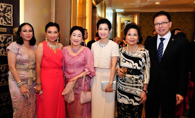 ม.ล.รจนาธร ณ สงขลา, ปาณิสรา เที่ยงธรรม, ผาณิต พูนศิริวงศ์, วิภาดา โทณวณิก, ม.ร.ว.ปรียนันทนา รังสิต-ปานศักดิ์ รังสิพราหมณกุล