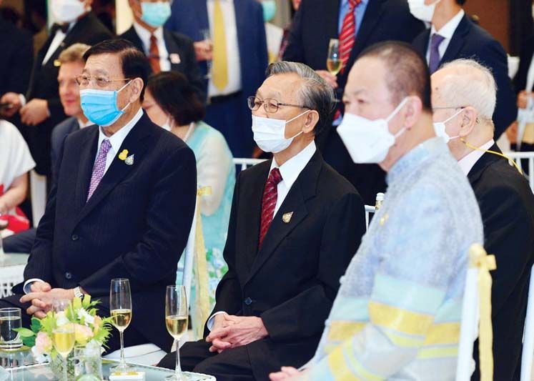 บรรยากาศภายในงานเฉลิมฉลองโอกาสครบรอบ 32 ปี แห่งการสถาปนาอิสรภาพสาธารณรัฐลิทัวเนีย มีแขกคนสำคัญเข้าร่วมงาน