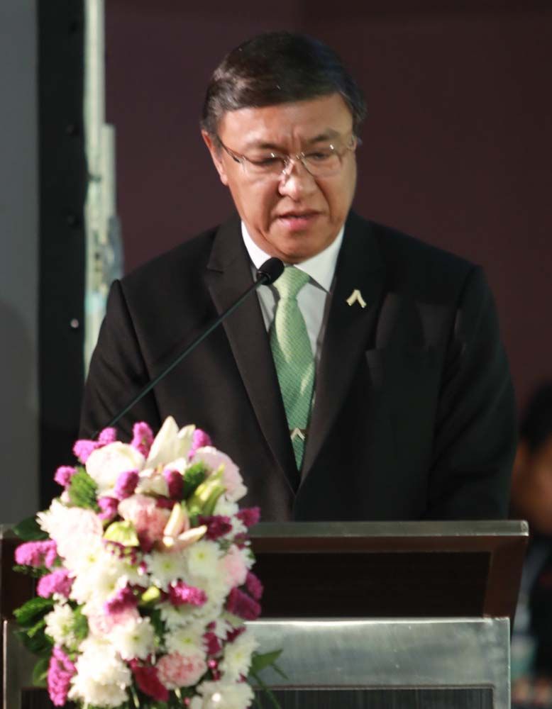 เลิศปัญญา บูรณบัณฑิต อธิบดีกรม กิจการสตรีและสถาบันครอบครัว กล่าวรายงาน