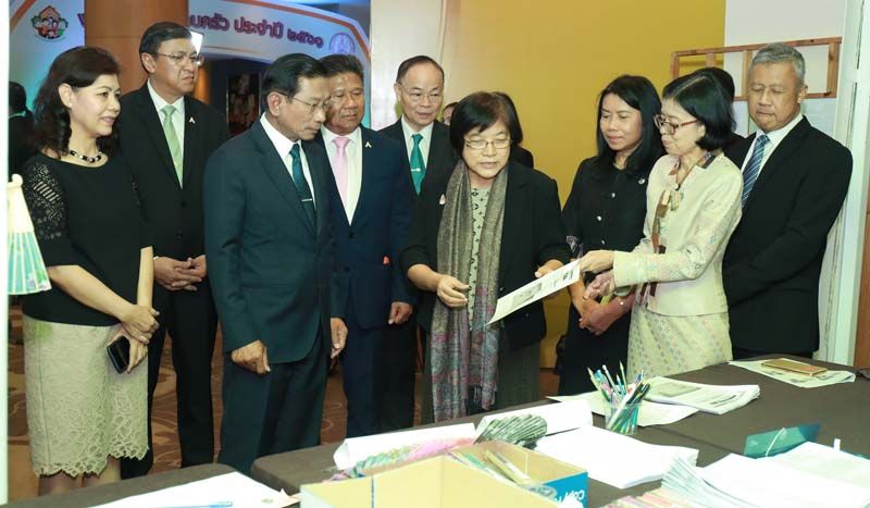 เยี่ยมชมบูธภายในงาน

