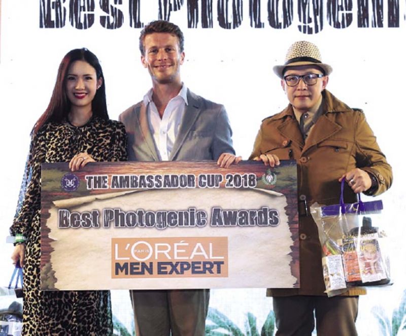 Best Photogenic Awards อภินรา ศรีกาญจนา และ วทัญญู มุ่งหมาย

