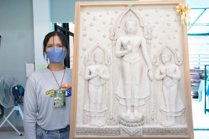 มินธาดา ปักษาพันธ์ รางวัลชนะเลิศ ระดับเยาวชน ประเภทปั้นปูนสำเร็จ ทีพีไอ ผลงาน “ภาพพระบฏอยุธยา”