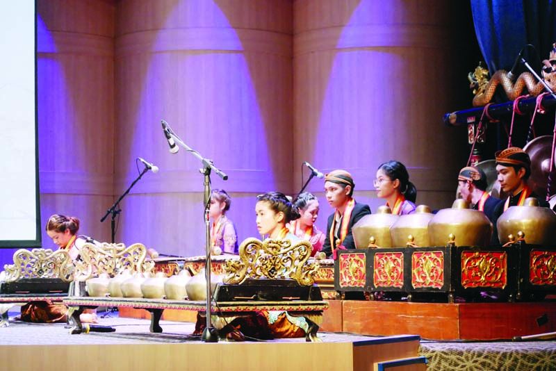 ดนตรีกาเมลันชวา จาก มศว ประสานมิตร